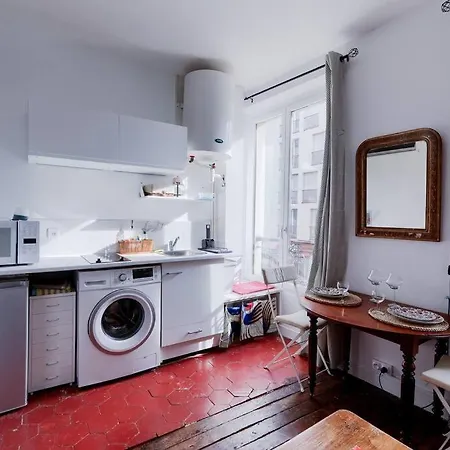 Apartment Pour 3 - Confort Moderne, Proche Metro